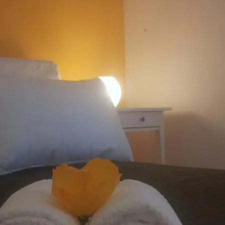 Oda ve Kahvaltı Alba E Tramonto